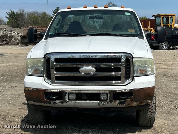 image for item FC5377 2006 Ford F250 Super Duty XL pickup truck