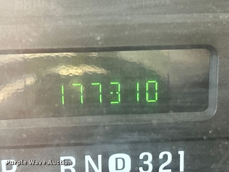 image for item FC5377 2006 Ford F250 Super Duty XL pickup truck