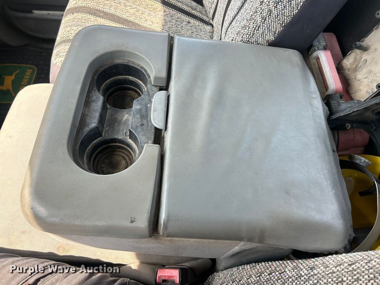 image for item FC5377 2006 Ford F250 Super Duty XL pickup truck