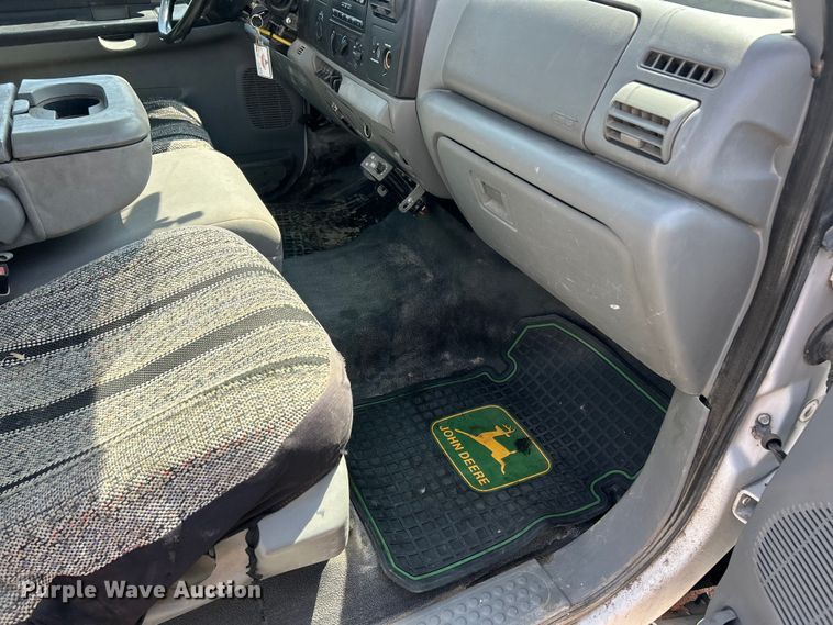 image for item FC5377 2006 Ford F250 Super Duty XL pickup truck