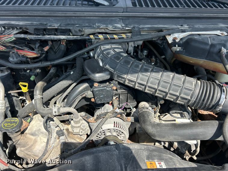 image for item FC5377 2006 Ford F250 Super Duty XL pickup truck