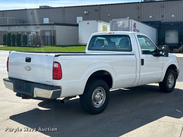 image for item FC5381 2012 Ford F250 Super Duty XL pickup truck