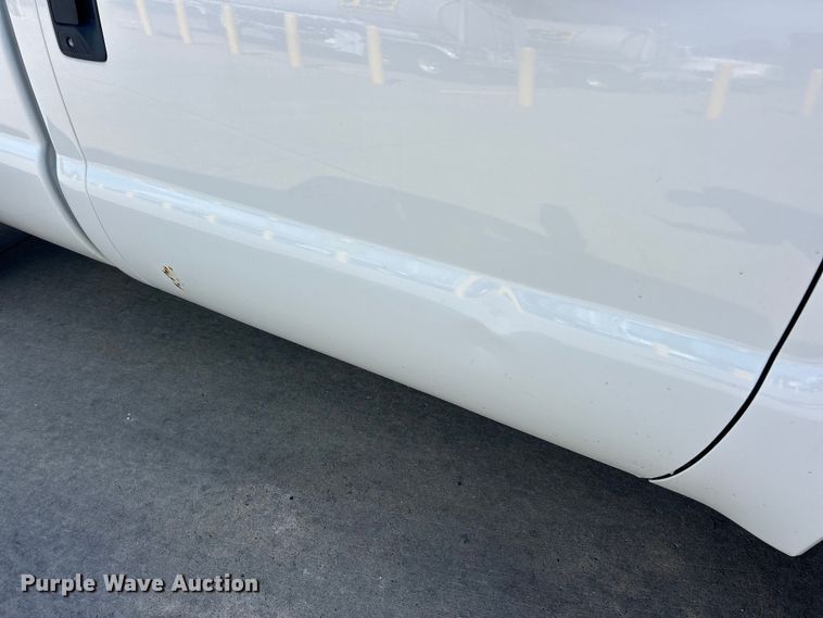 image for item FC5381 2012 Ford F250 Super Duty XL pickup truck