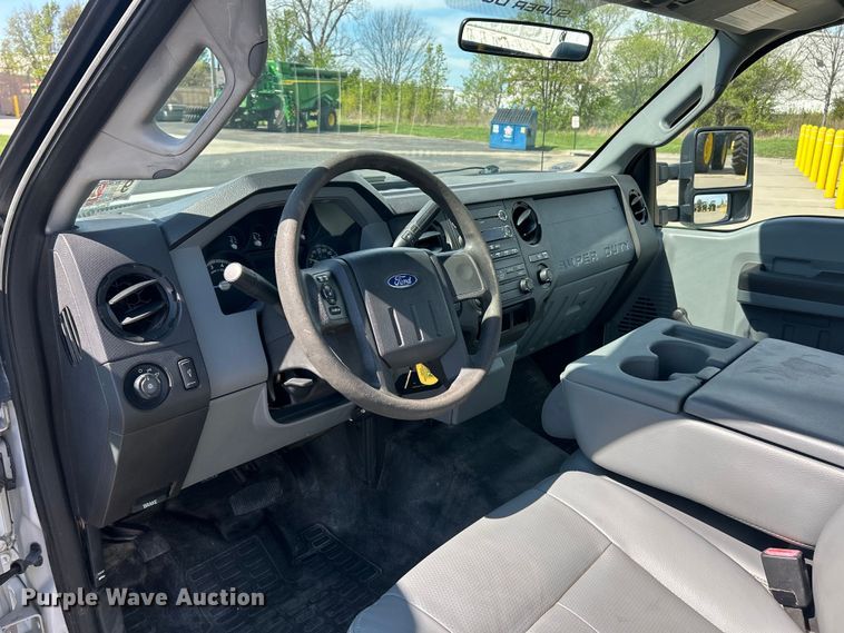 image for item FC5381 2012 Ford F250 Super Duty XL pickup truck