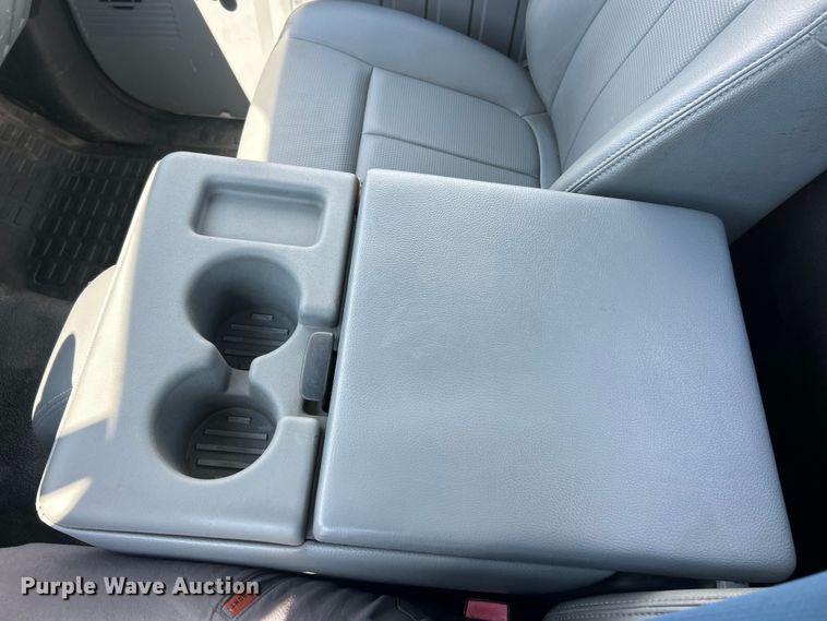 image for item FC5381 2012 Ford F250 Super Duty XL pickup truck