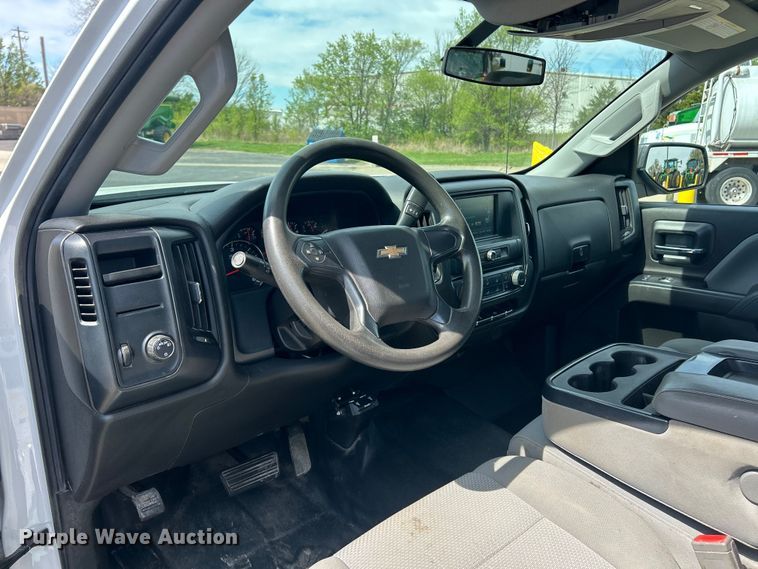 image for item FC5382 2018 Chevrolet Silverado 2500HD pickup truck