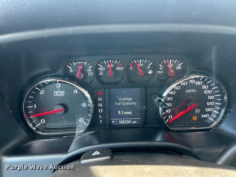 image for item FC5382 2018 Chevrolet Silverado 2500HD pickup truck