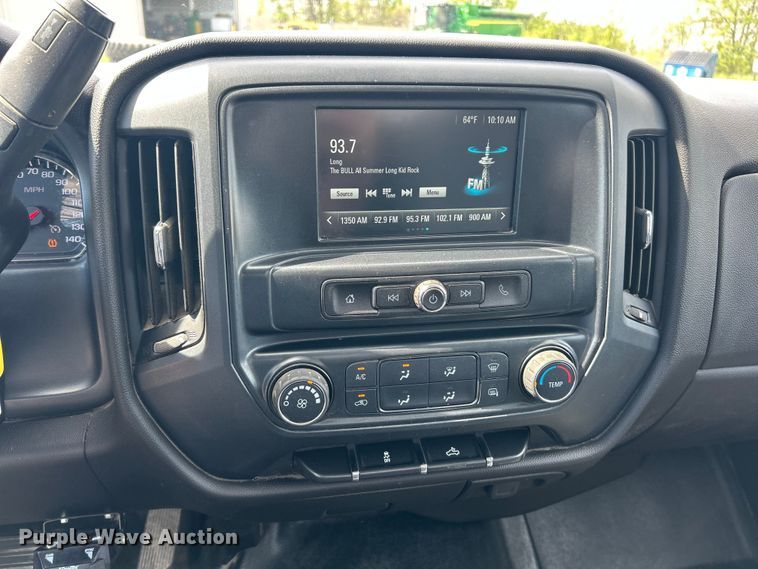 image for item FC5382 2018 Chevrolet Silverado 2500HD pickup truck