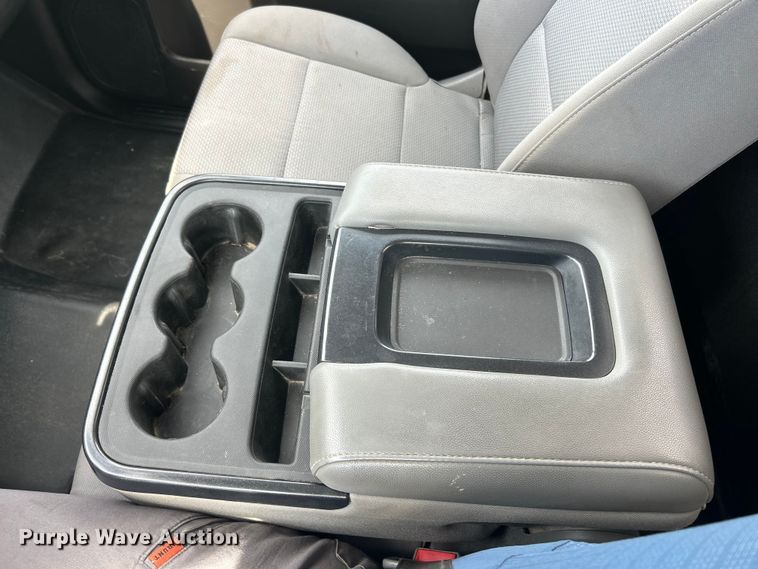 image for item FC5382 2018 Chevrolet Silverado 2500HD pickup truck