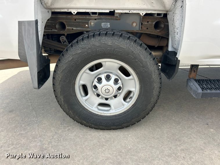 image for item FC5382 2018 Chevrolet Silverado 2500HD pickup truck