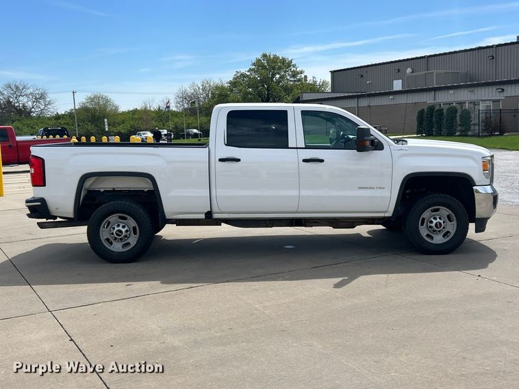 image for item FC5383 2016 GMC Sierra 2500HD Crew Cab pickup truck