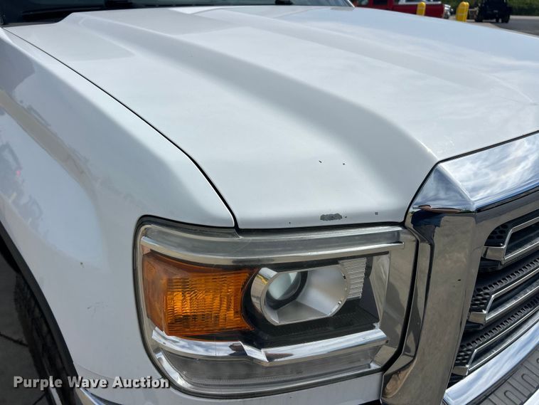 image for item FC5383 2016 GMC Sierra 2500HD Crew Cab pickup truck