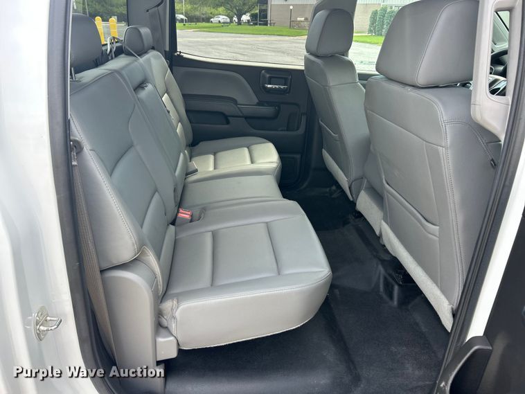 image for item FC5383 2016 GMC Sierra 2500HD Crew Cab pickup truck