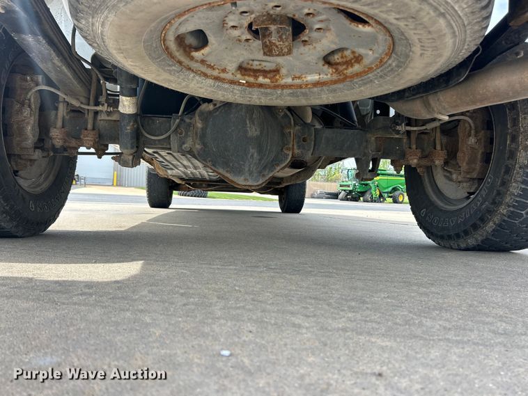 image for item FC5383 2016 GMC Sierra 2500HD Crew Cab pickup truck