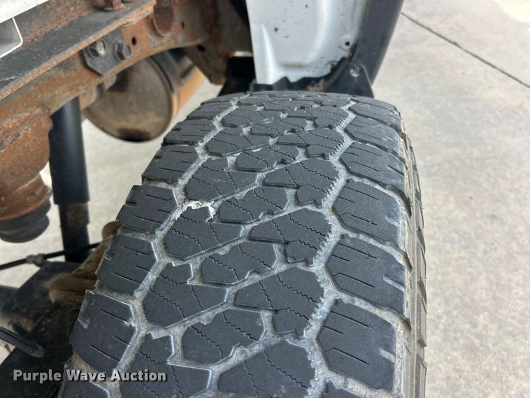 image for item FC5383 2016 GMC Sierra 2500HD Crew Cab pickup truck