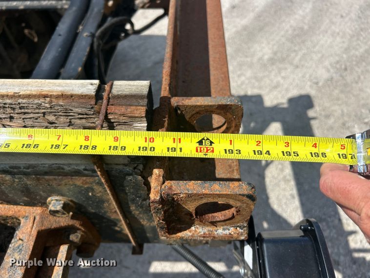 image for item FC5385 2005 Ford F750 Super Duty XL truck cab and chassis