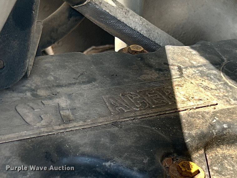 image for item FC5385 2005 Ford F750 Super Duty XL truck cab and chassis