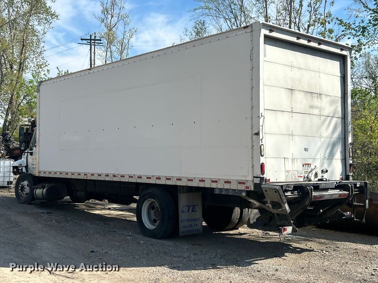 image for item FC5387 2017 International 4300 SBA box truck