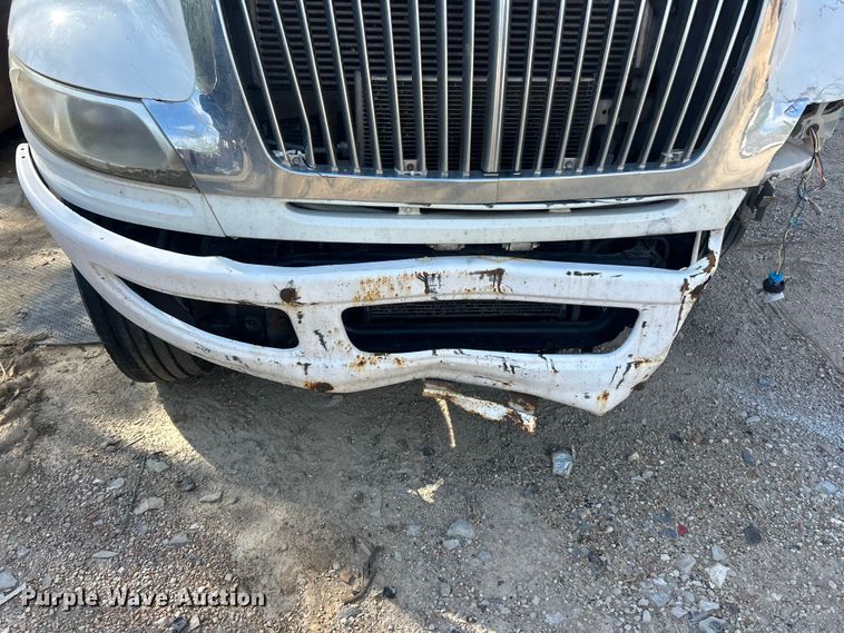 image for item FC5387 2017 International 4300 SBA box truck