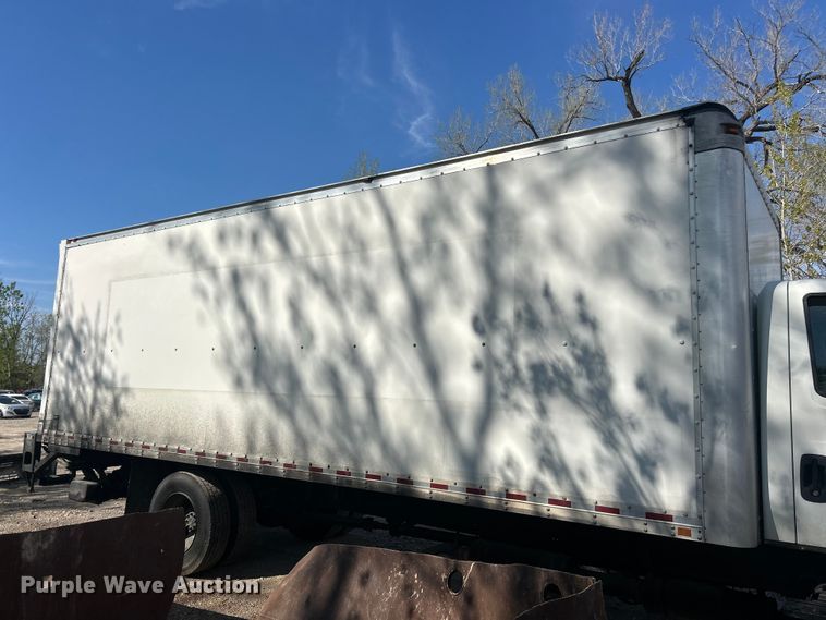 image for item FC5387 2017 International 4300 SBA box truck