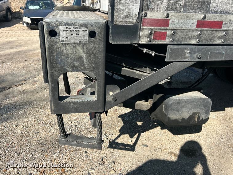 image for item FC5387 2017 International 4300 SBA box truck