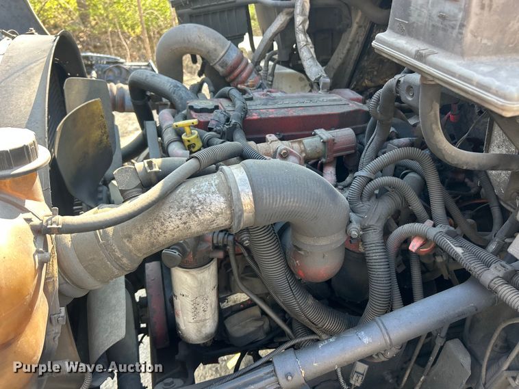 image for item FC5387 2017 International 4300 SBA box truck