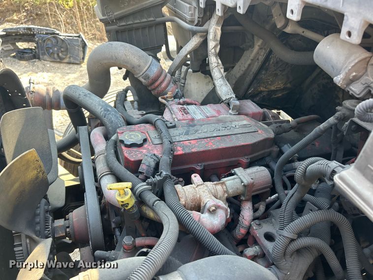 image for item FC5387 2017 International 4300 SBA box truck