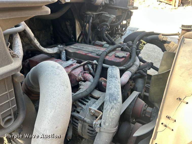 image for item FC5387 2017 International 4300 SBA box truck