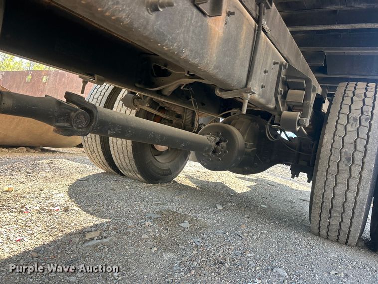 image for item FC5387 2017 International 4300 SBA box truck