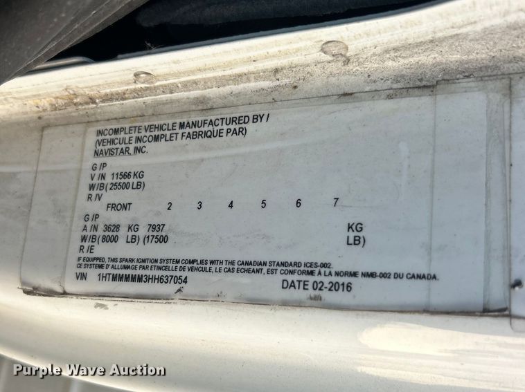 image for item FC5387 2017 International 4300 SBA box truck