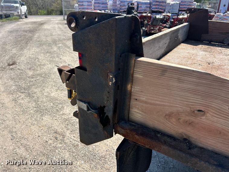 image for item FC5399 2007 Chevrolet Silverado 3500HD dump bed pickup truck