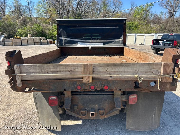 image for item FC5399 2007 Chevrolet Silverado 3500HD dump bed pickup truck