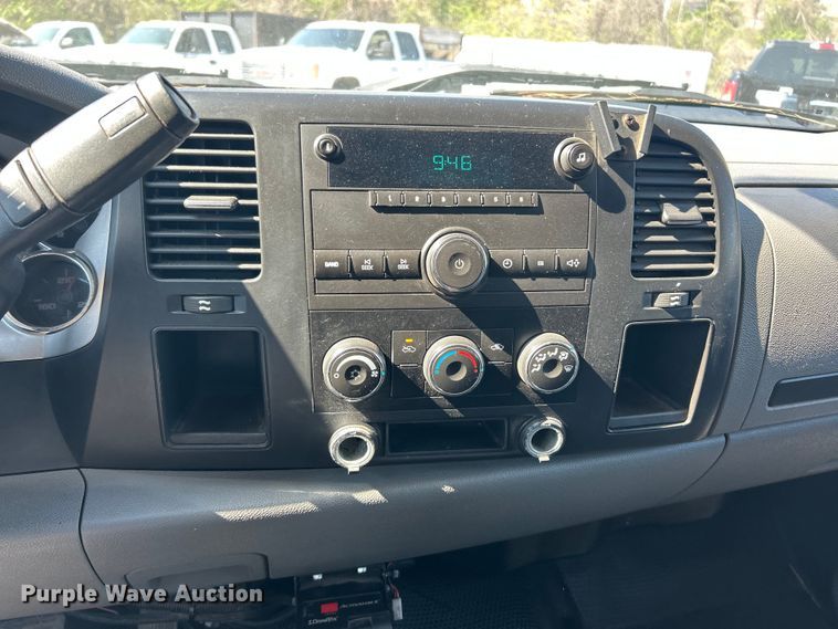 image for item FC5399 2007 Chevrolet Silverado 3500HD dump bed pickup truck