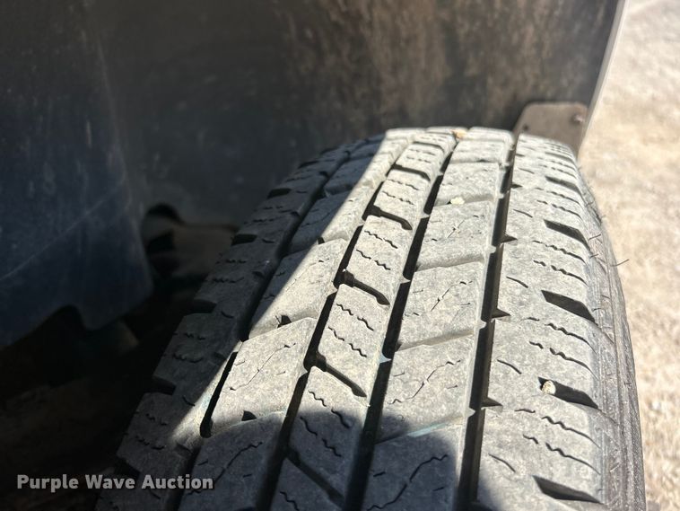 image for item FC5399 2007 Chevrolet Silverado 3500HD dump bed pickup truck