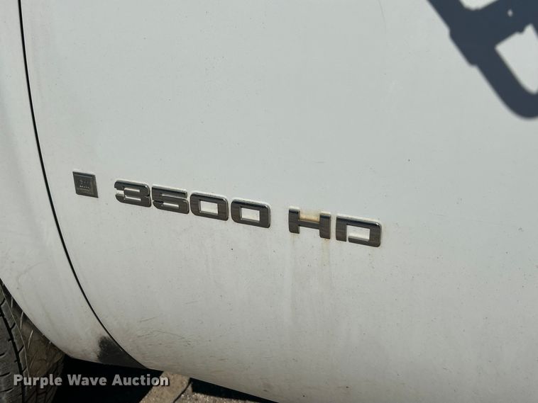 image for item FC5399 2007 Chevrolet Silverado 3500HD dump bed pickup truck