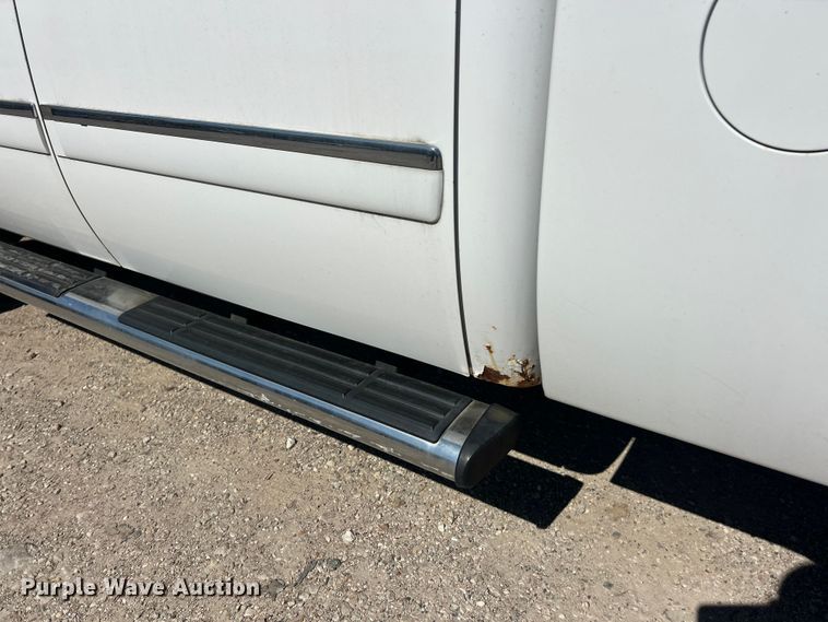 image for item FC5400 2011 GMC Sierra 2500HD Denali  Crew Cab pickup truck