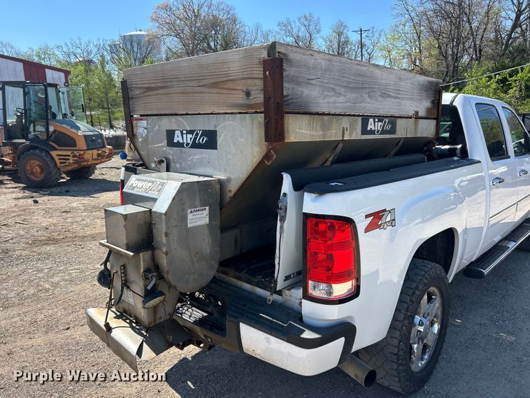 image for item FC5400 2011 GMC Sierra 2500HD Denali  Crew Cab pickup truck