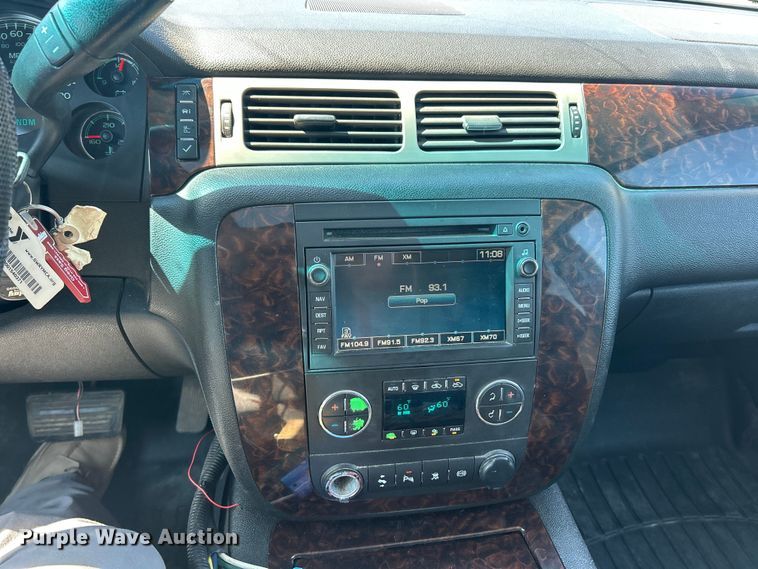 image for item FC5400 2011 GMC Sierra 2500HD Denali  Crew Cab pickup truck