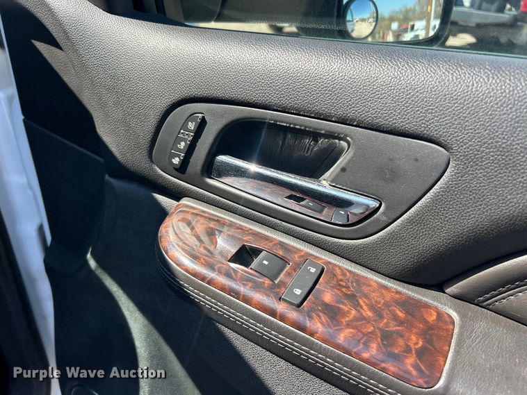 image for item FC5400 2011 GMC Sierra 2500HD Denali  Crew Cab pickup truck