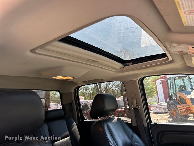 image for item FC5400 2011 GMC Sierra 2500HD Denali  Crew Cab pickup truck