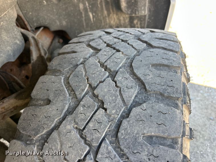 image for item FC5400 2011 GMC Sierra 2500HD Denali  Crew Cab pickup truck