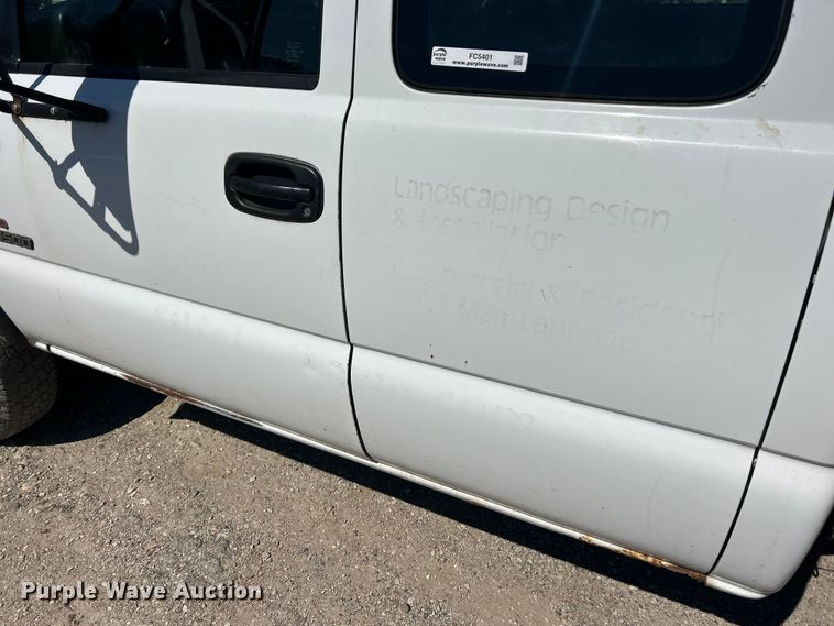 image for item FC5401 2005 Chevrolet Silverado 3500 Ext. Cab dump bed pickup truck