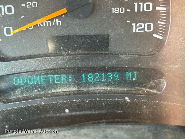 image for item FC5401 2005 Chevrolet Silverado 3500 Ext. Cab dump bed pickup truck