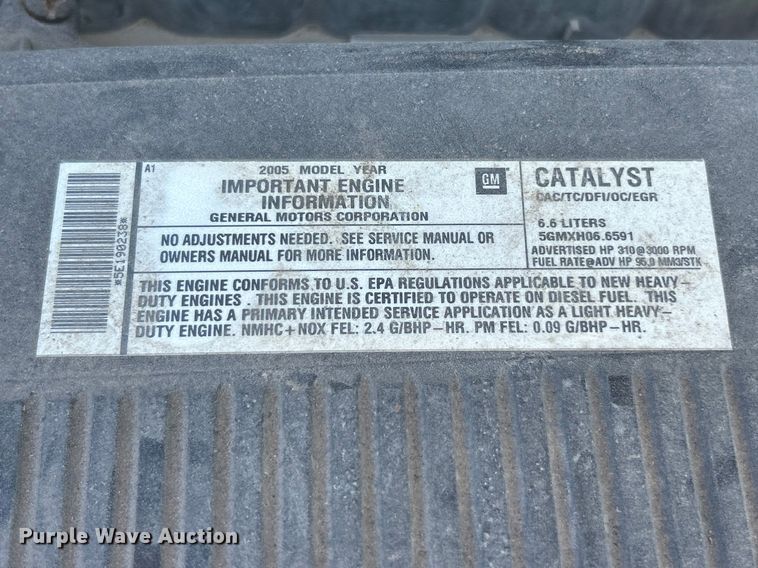 image for item FC5401 2005 Chevrolet Silverado 3500 Ext. Cab dump bed pickup truck