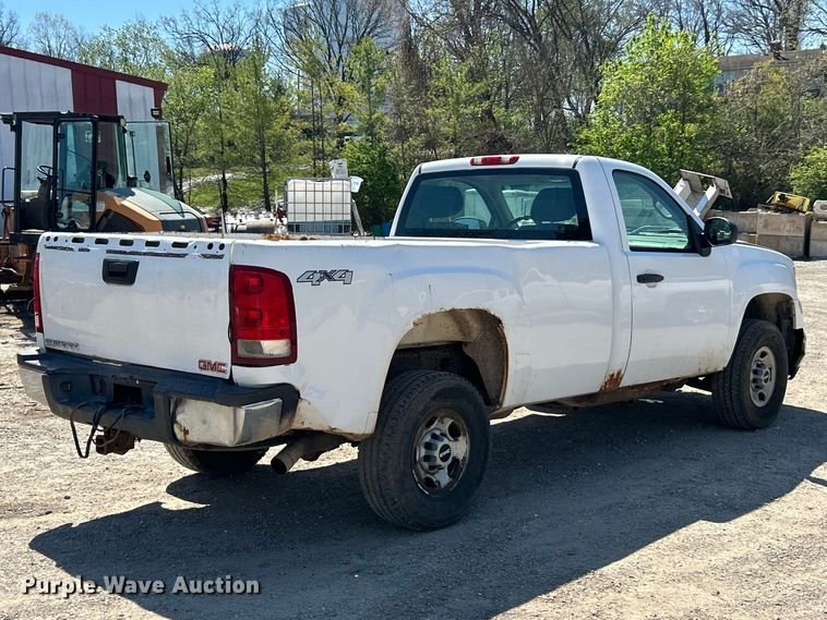image for item FC5402 2008 GMC Sierra 2500HD pickup truck