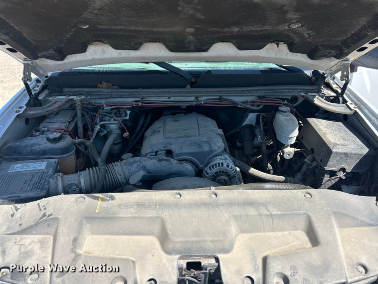 image for item FC5402 2008 GMC Sierra 2500HD pickup truck