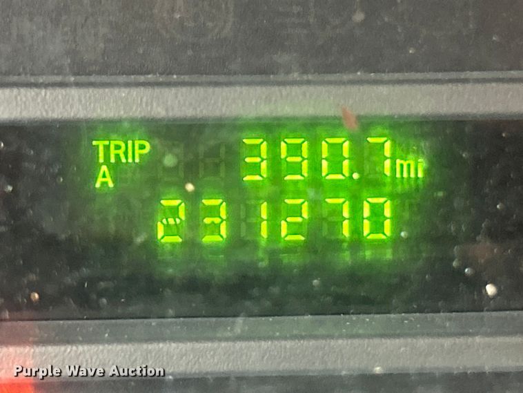 image for item FC5403 2009 Ford E450 Super Duty shuttle bus