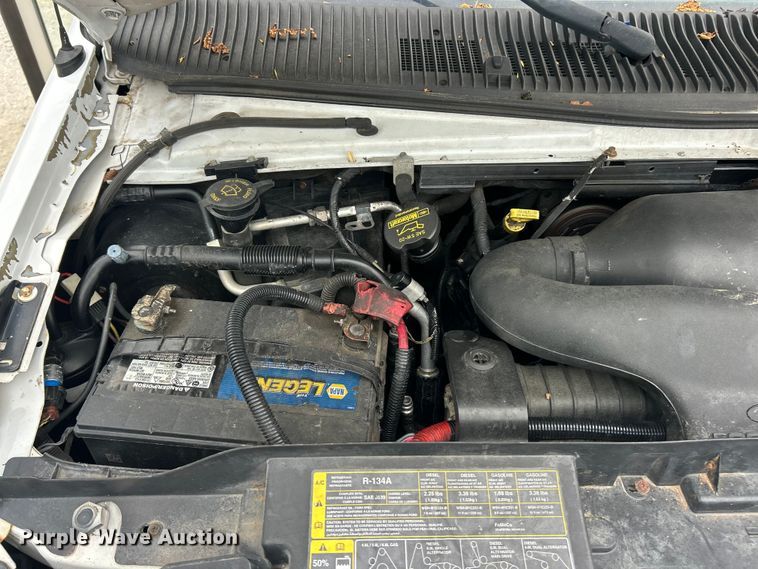 image for item FC5403 2009 Ford E450 Super Duty shuttle bus