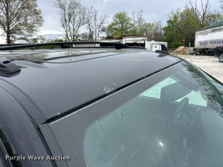 image for item FC5405 2013 Chevrolet Avalanche Crew Cab pickup truck