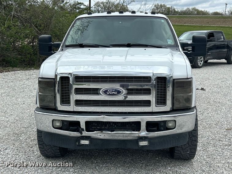 image for item FC5406 2008 Ford F250 Super Duty Crew Cab pickup truck